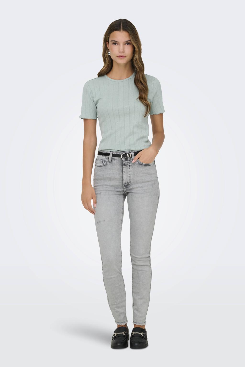 Lichtgroene dames ONLY T-shirt van polyester met effen, korte mouwen en ronde hals