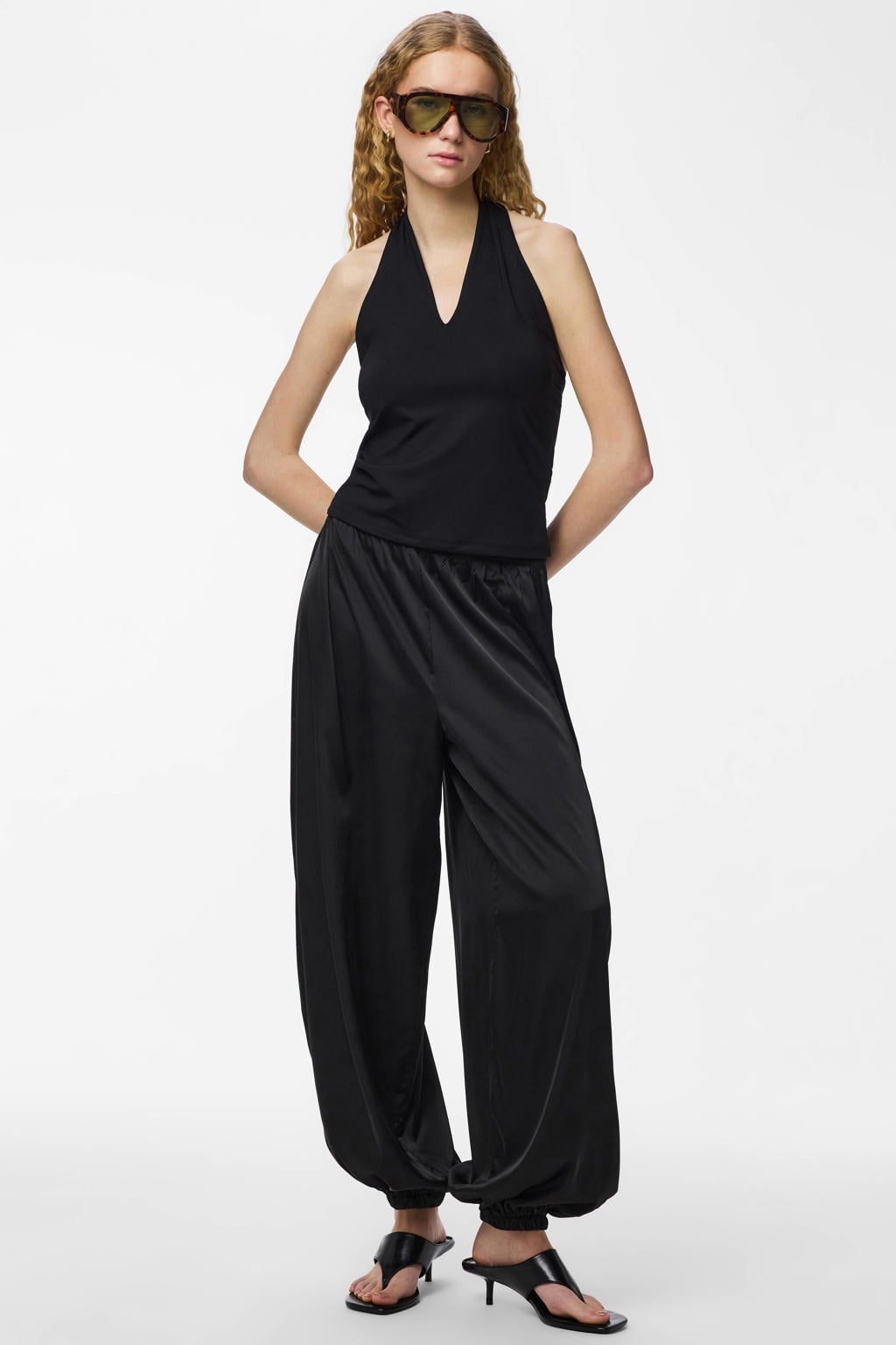 Zwarte dames PIECES top van nylon met effen en halterkraag