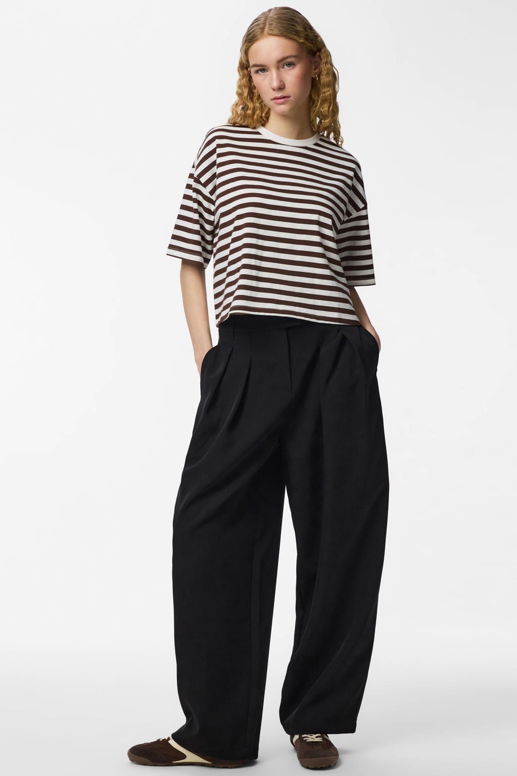 Ecru en bruine dames PIECES gestreept T-shirt van katoen met korte mouwen en ronde hals