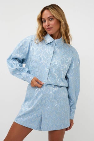 jasje met paisley print lichtblauw