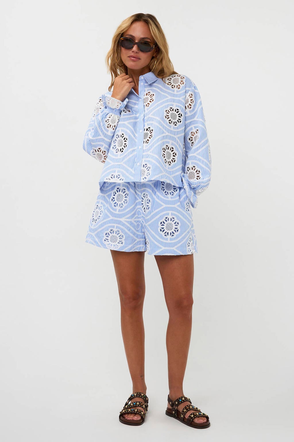 Lichtblauwe dames AMAYA Amsterdam high waist gestreepte casual short broderie van polyester met loose fit en elastische tailleband