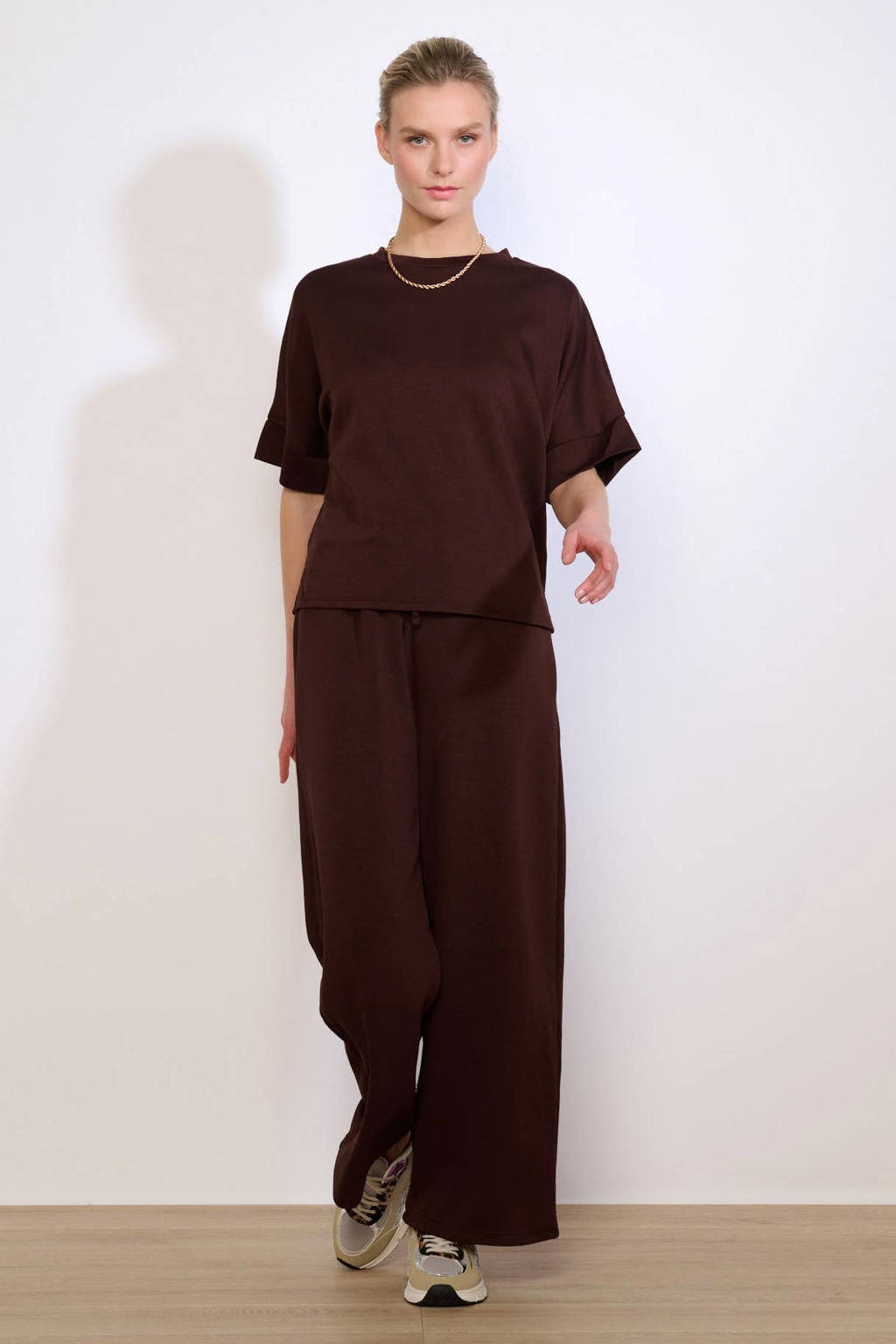 Donkerblauwe dames LOLALIZA t-shirt van polyester met effen, driekwart mouwen, ronde hals en split