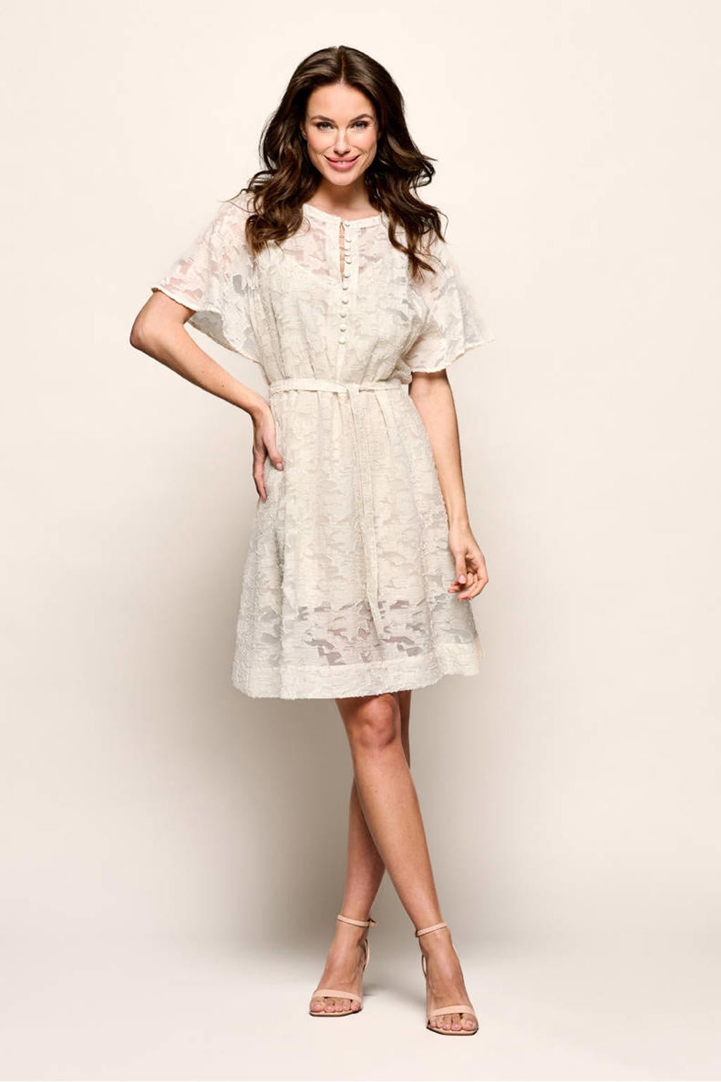 Ecru dames Mart Visser midi jurk met effen, korte mouwen, ronde hals en knoopsluiting