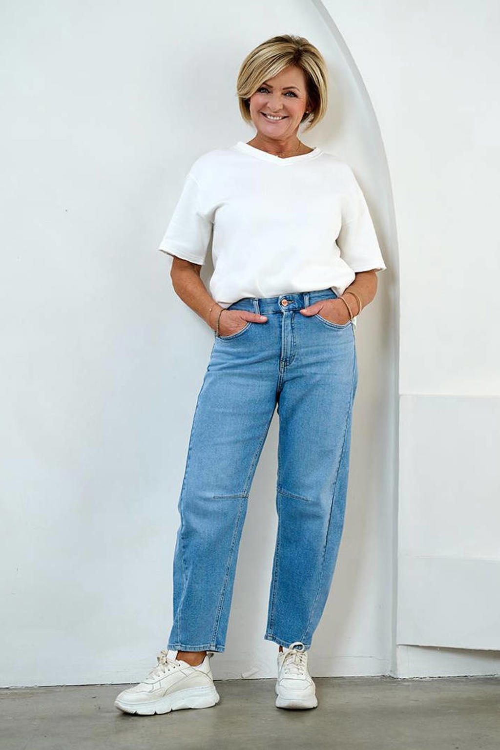 Medium blue denim dames Mart Visser X Caroline Tensen Brooklyn high waist loose fit jeans van denim met effen