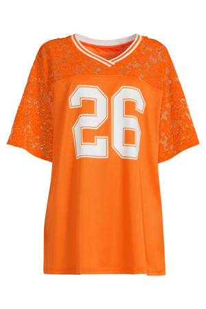 &C x Wehkamp oranje shirt
