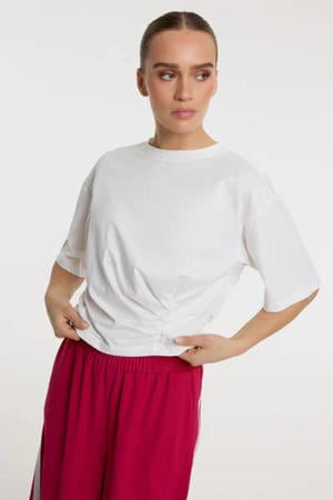 T-shirt wit