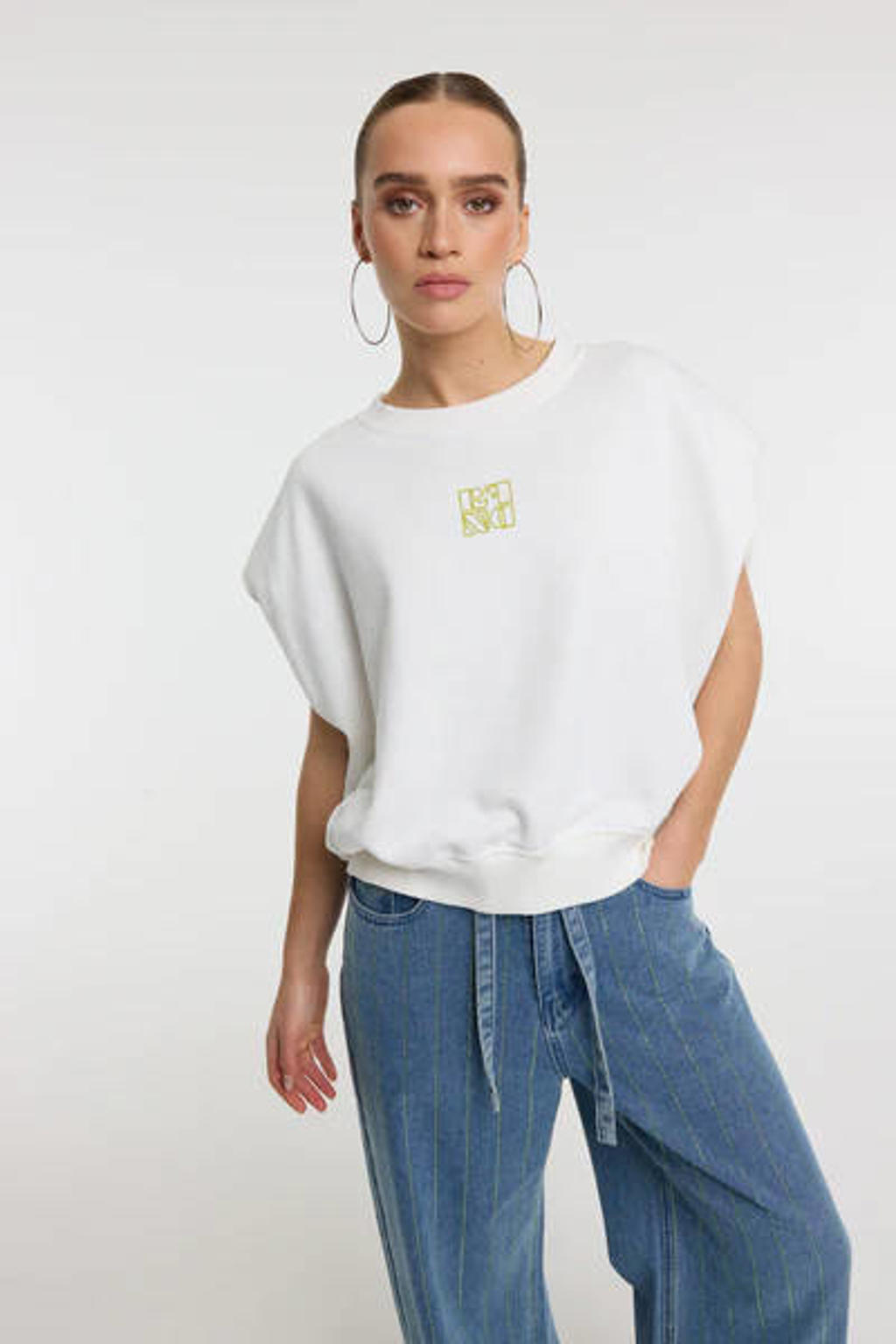 Ecru dames Refined Department top met logo dessin, ronde hals en elastische boord