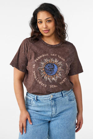 T-shirt bruin