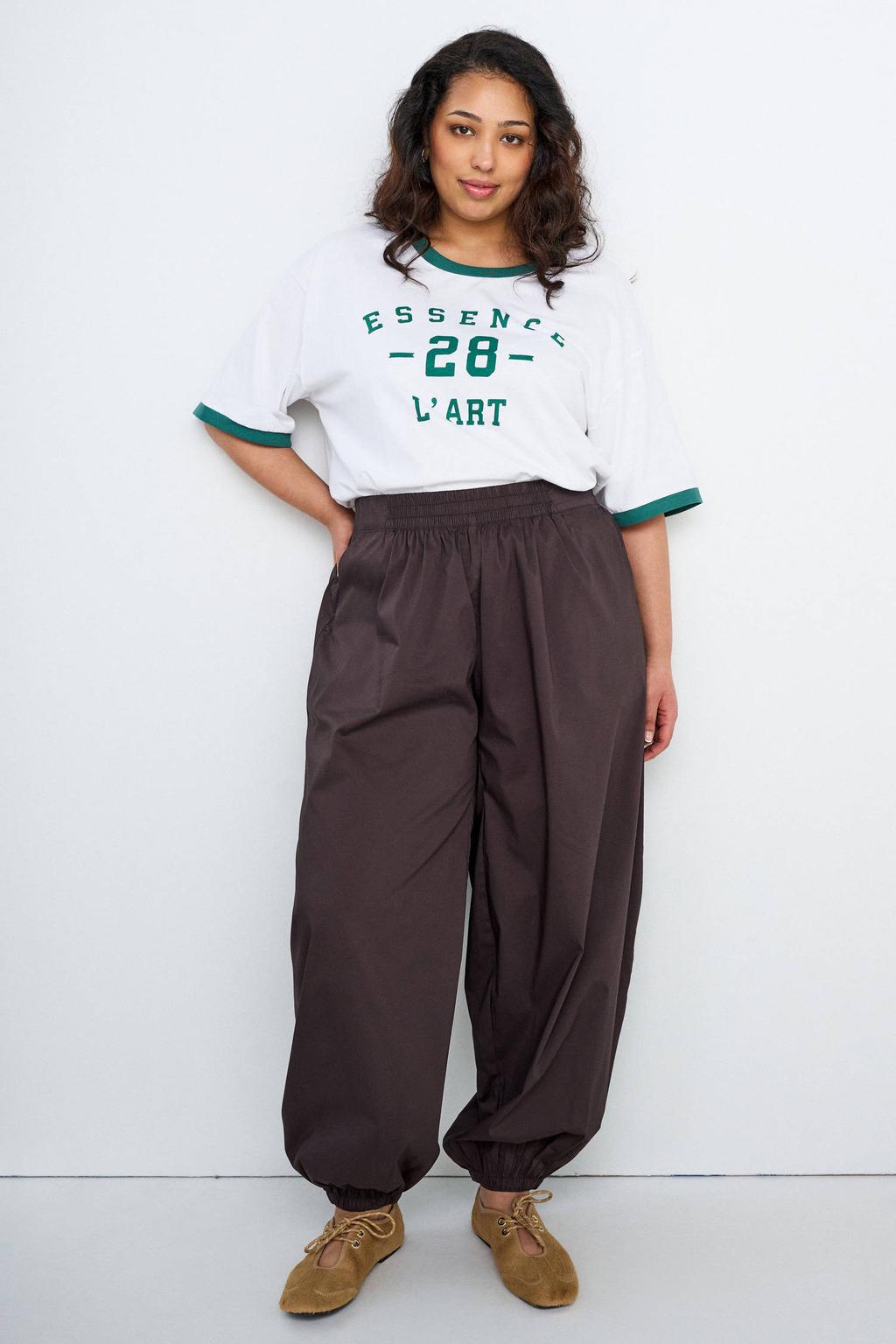 Wit en groene dames Zizzi T-shirt van katoen met tekst print, korte mouwen en ronde hals