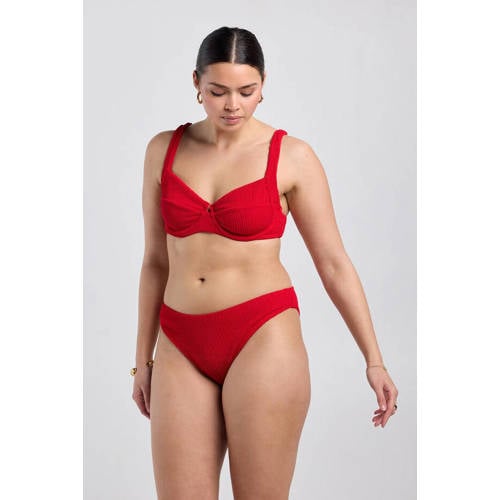 America Today bikinibroekje Aliana met textuur rood afbeelding