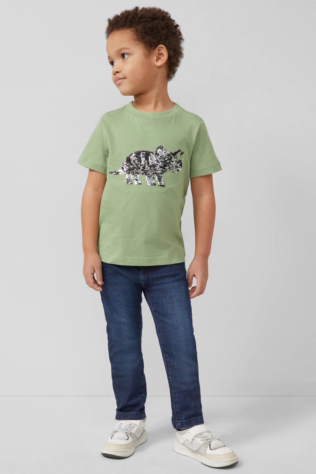Lichtgroene jongens s.Oliver T-shirt van katoen met printopdruk, korte mouwen, ronde hals en pailletten