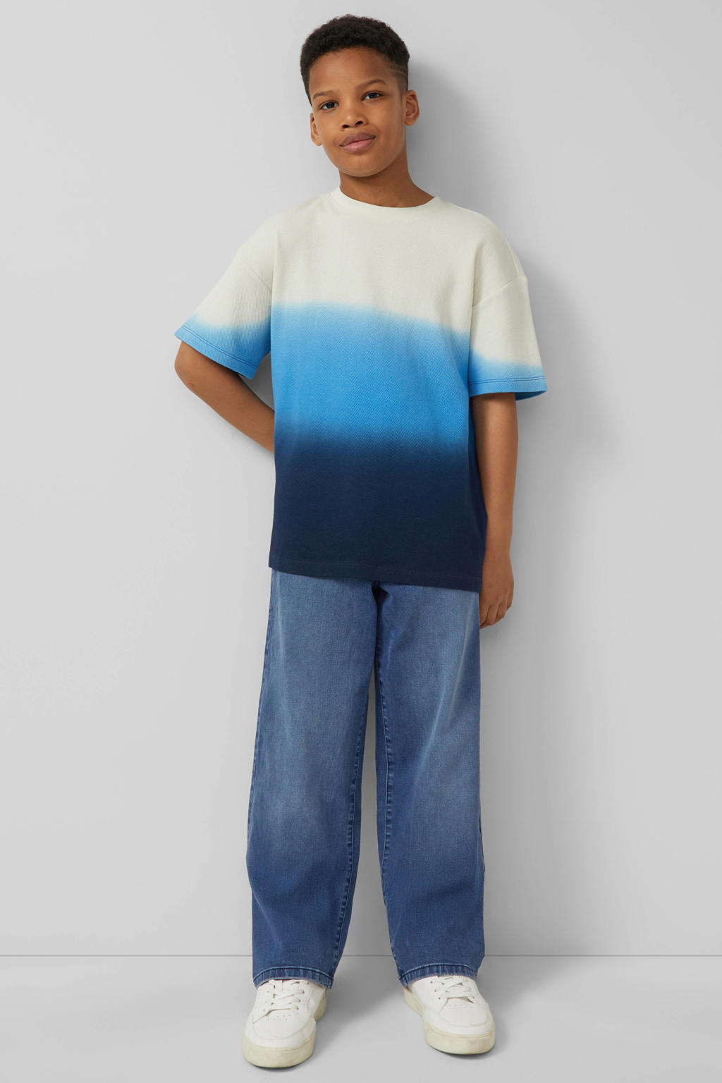 Ecru, blauw en donkerblauwe meisjes s.Oliver T-shirt van katoen met dip-dye effect, korte mouwen en ronde hals