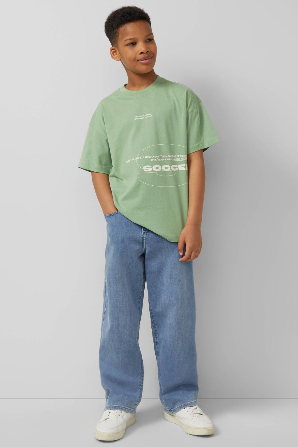 Lichtgroene jongens s.Oliver T-shirt van katoen met tekst print, korte mouwen en ronde hals
