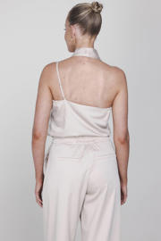 thumbnail: Accentil satijnen mouwloze top beige