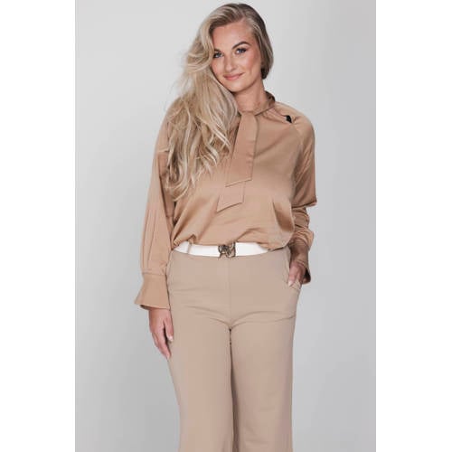 Accentil blousetop zand afbeelding