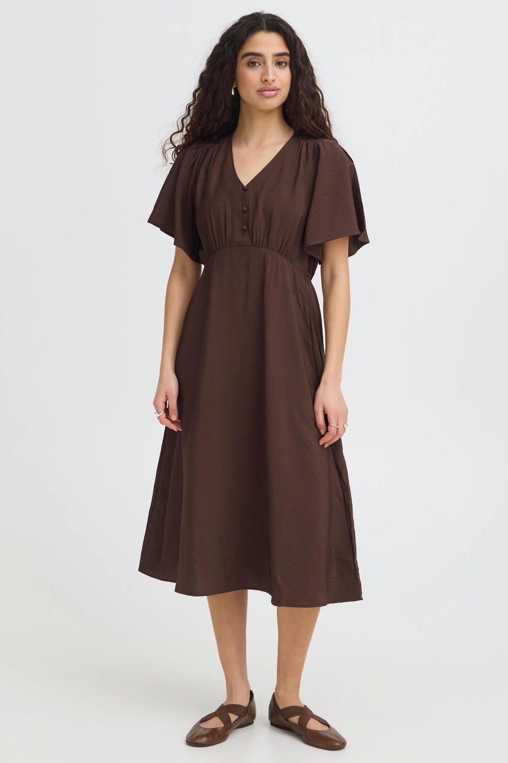 Donkerblauwe dames ICHI midi jurk van viscose met effen, korte mouwen, V-hals en knoopdetail