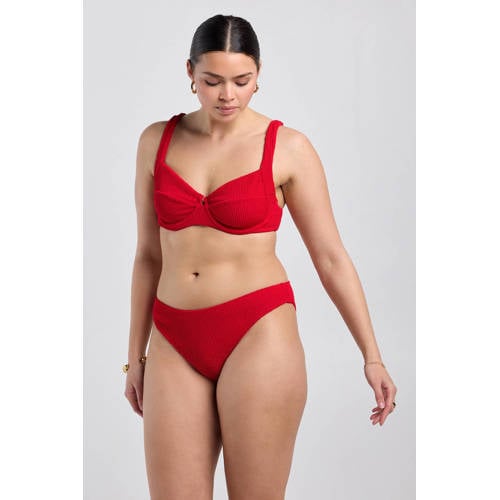 America Today niet-voorgevormde beugel bikinitop Agnes met textuur rood afbeelding