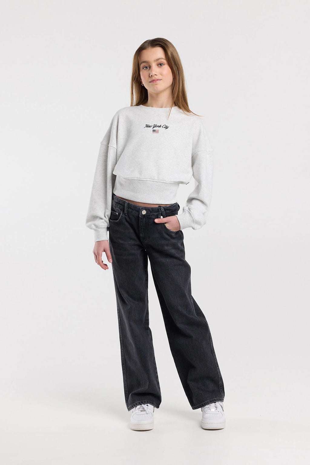 Grijze meisjes America Today sweater met tekst print, lange mouwen, ronde hals en borduursels