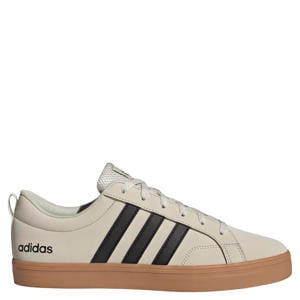 VS Pace 2.0 sneakers