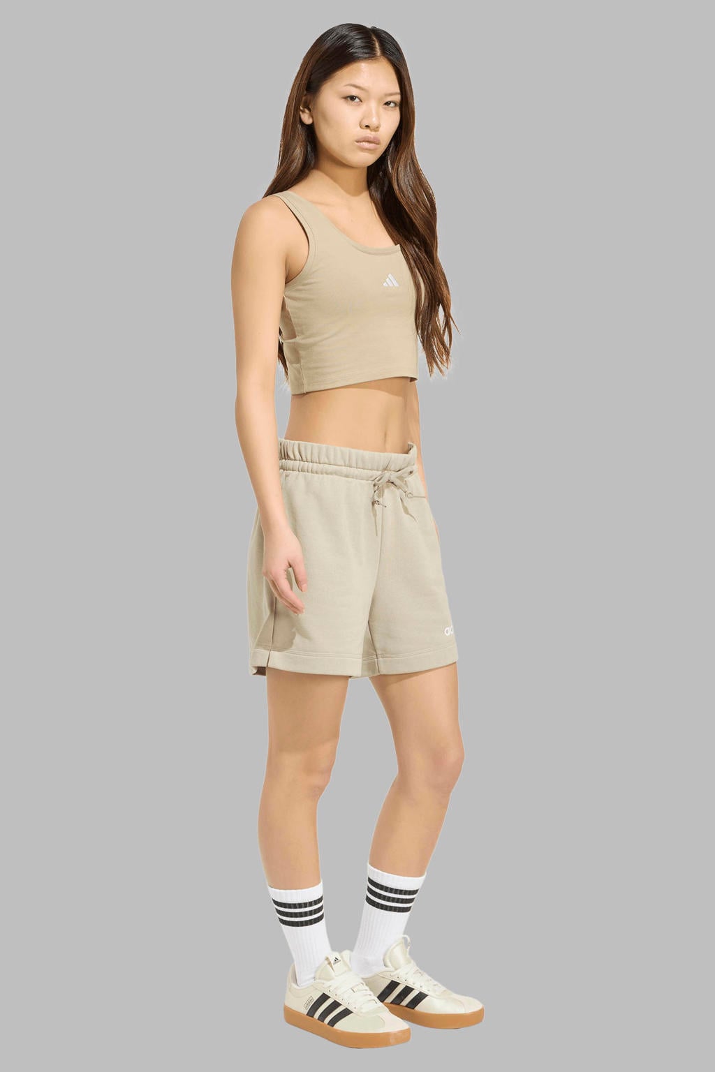 adidas Sportswear slim regular waist sweatshort beige