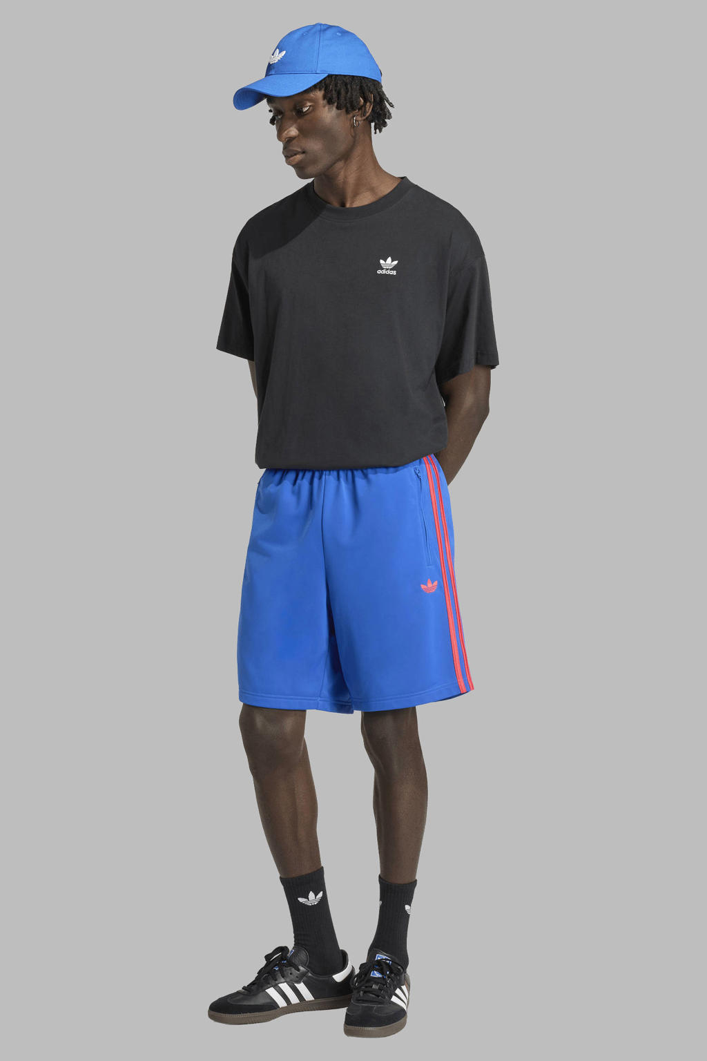 Blauw en rode heren adidas Originals Firebird short van polyester met regular fit en elastische tailleband met koord