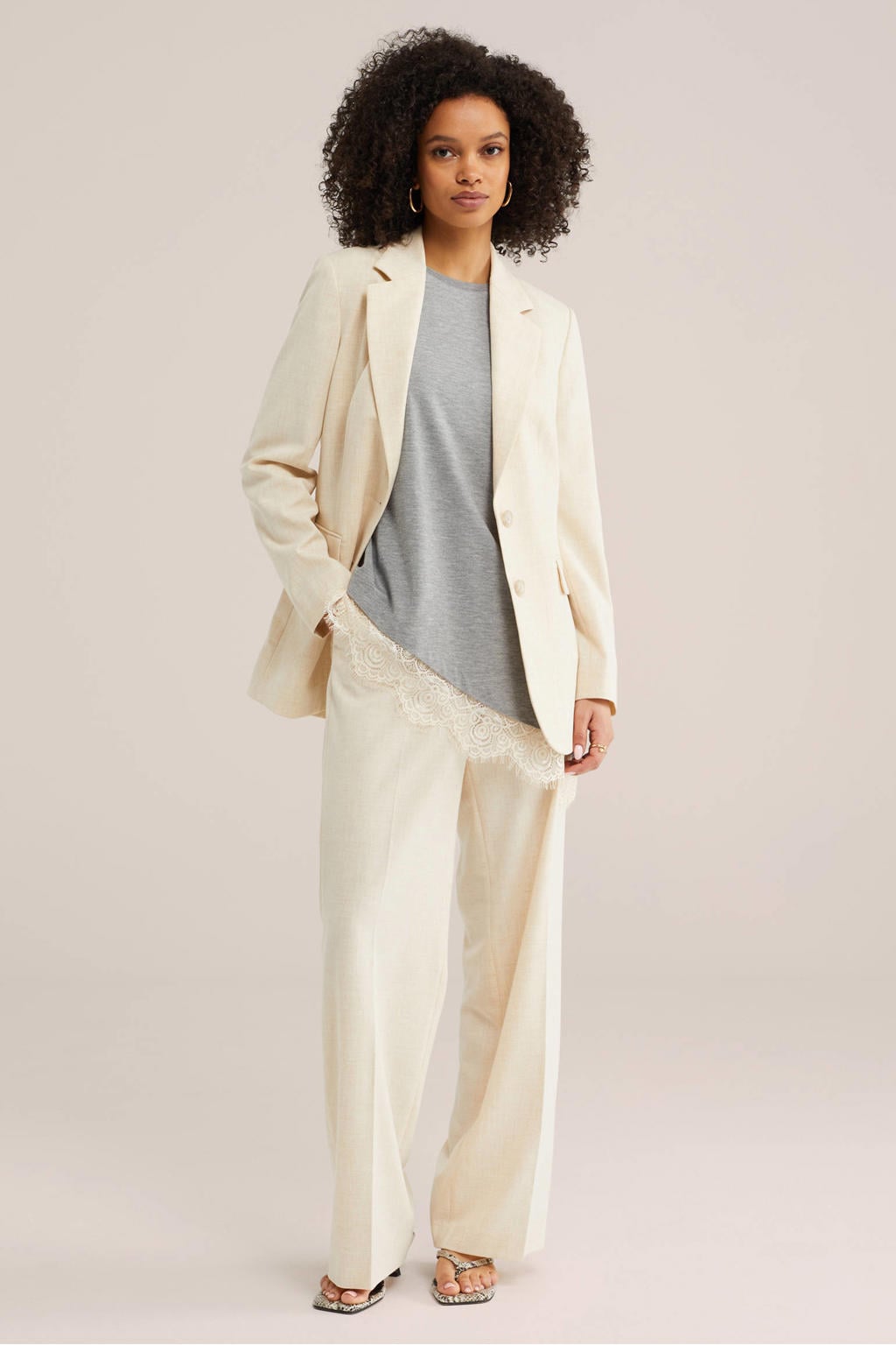 Grijs en witte dames WE Fashion T-shirt van viscose met effen, korte mouwen en ronde hals