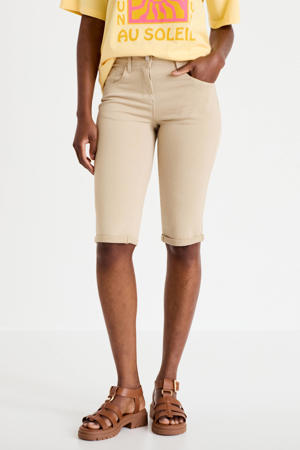 slim short beige