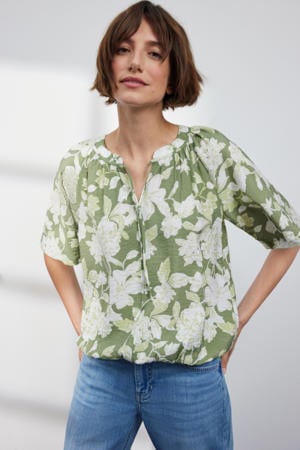gebloemde top groen