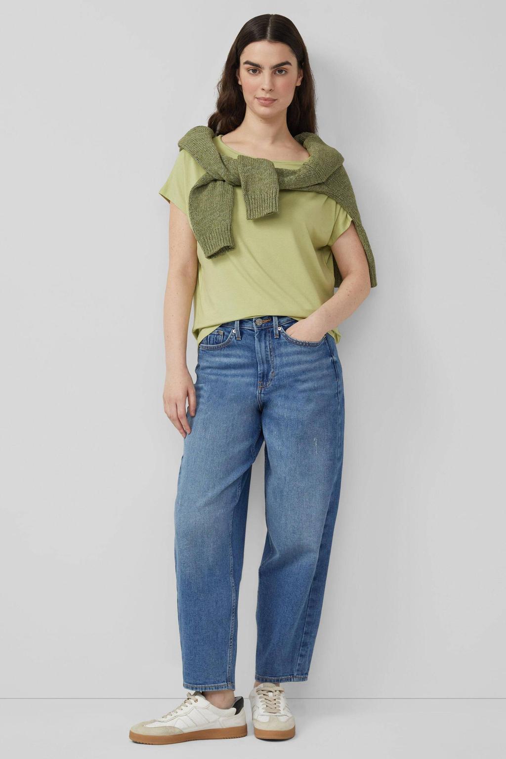 Groene dames s.Oliver T-shirt van viscose met effen, korte mouwen en ronde hals
