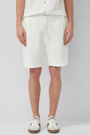 relaxed casual short wit