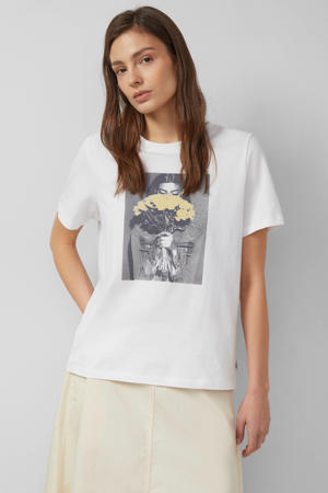 T-shirt wit