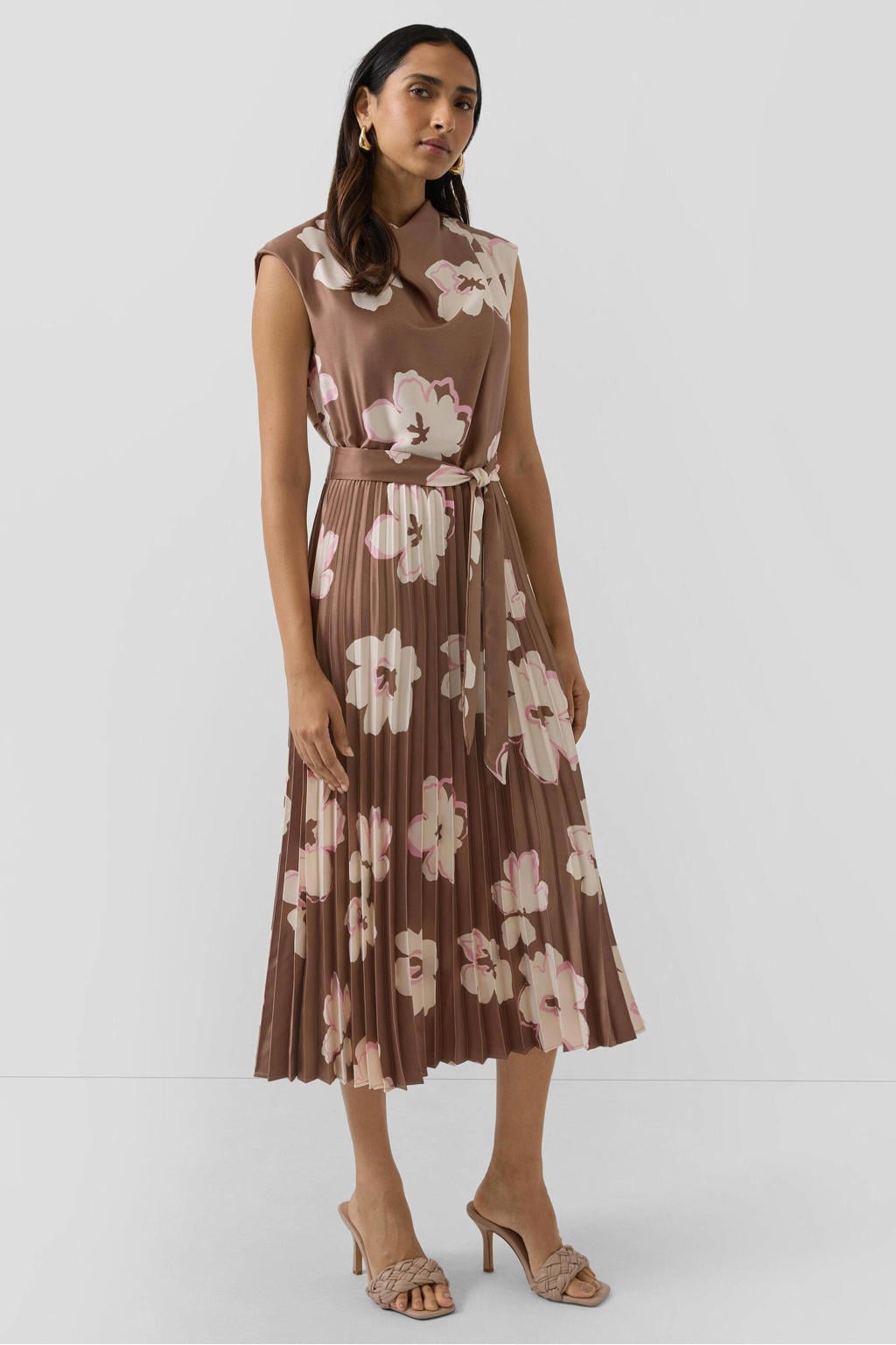 Bruin en ecru dames s.Oliver BLACK LABEL satijnen cocktailjurk met bloemenprint en opstaande kraag