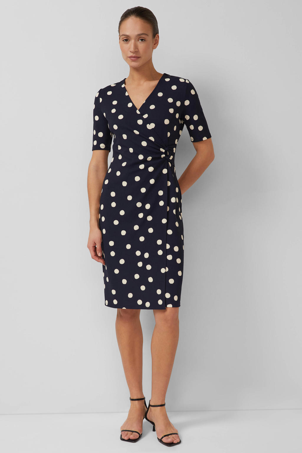 Marineblauw, marine en ecru dames s.Oliver BLACK LABEL korte jurk blauw van polyester met stippenprint, korte mouwen en overslagkraag