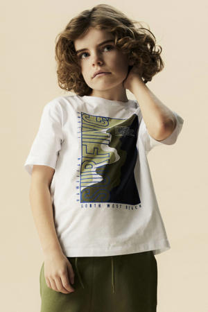 T-shirt wit