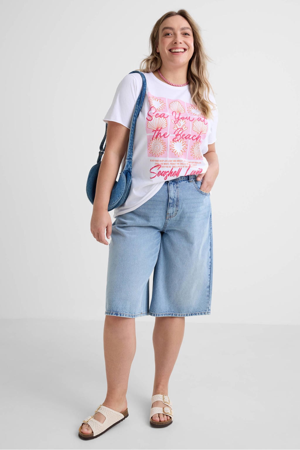 Witte dames ONLY CARMAKOMA T-shirt van katoen met printopdruk, korte mouwen en ronde hals