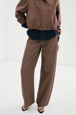regular waist barrel jeans met stippen bruin