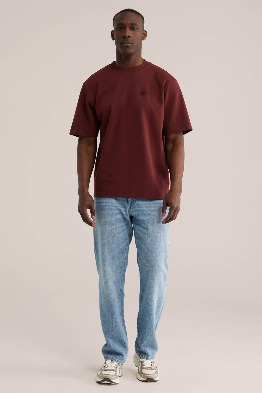 Donkerrode heren WE Fashion relaxed T-shirt van katoen met effen, korte mouwen en ronde hals