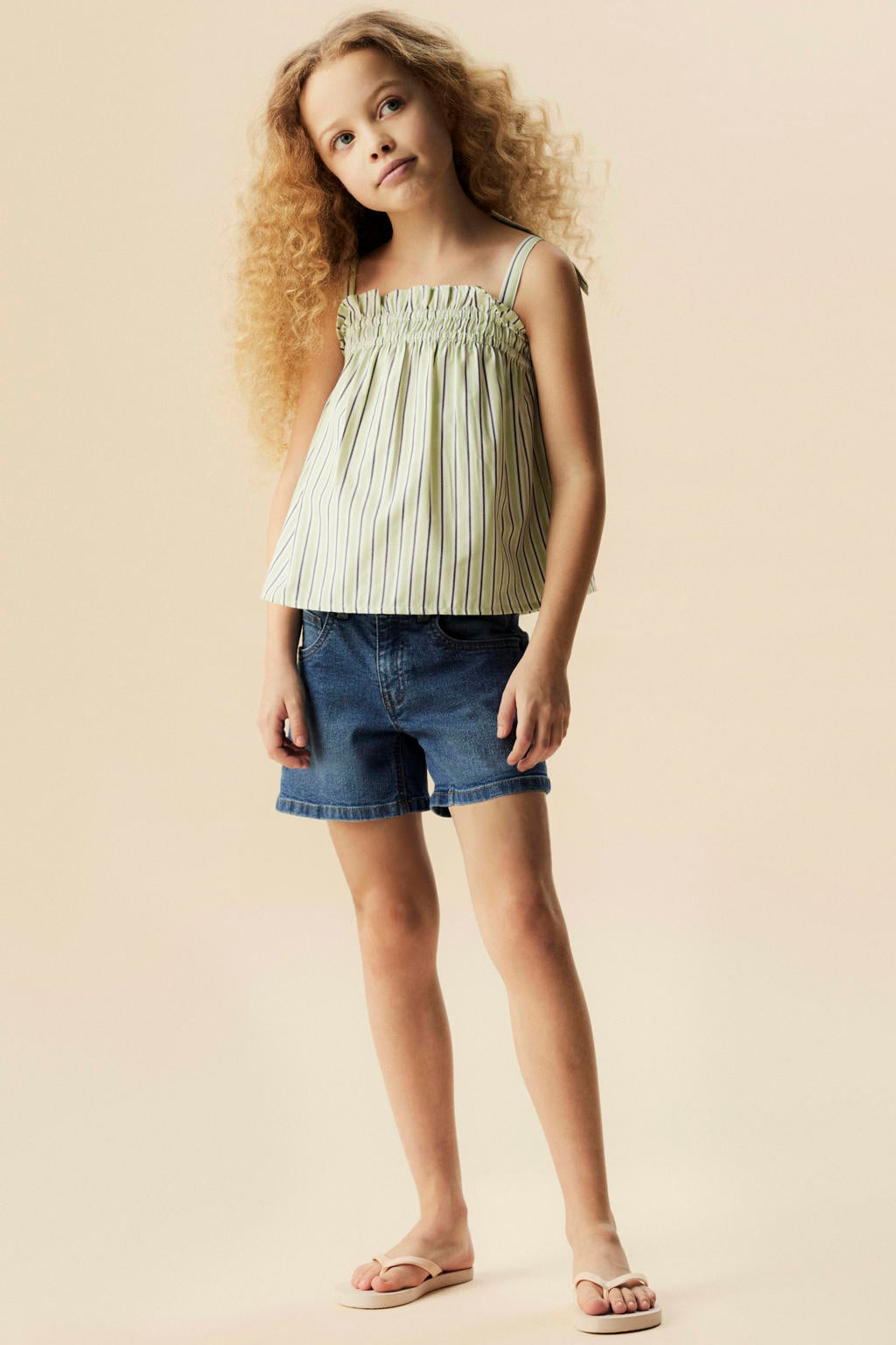 Medium blue denim meisjes NAME IT KIDS wide leg short van denim met rits- en haaksluiting en effen