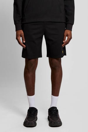 short zwart