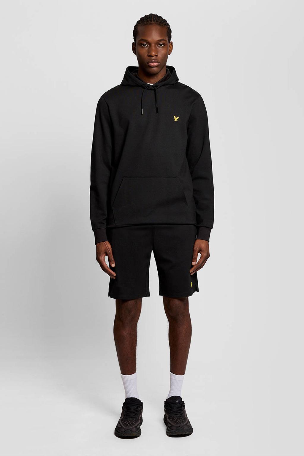 Zwarte heren Lyle & Scott short van viscose met regular fit en effen