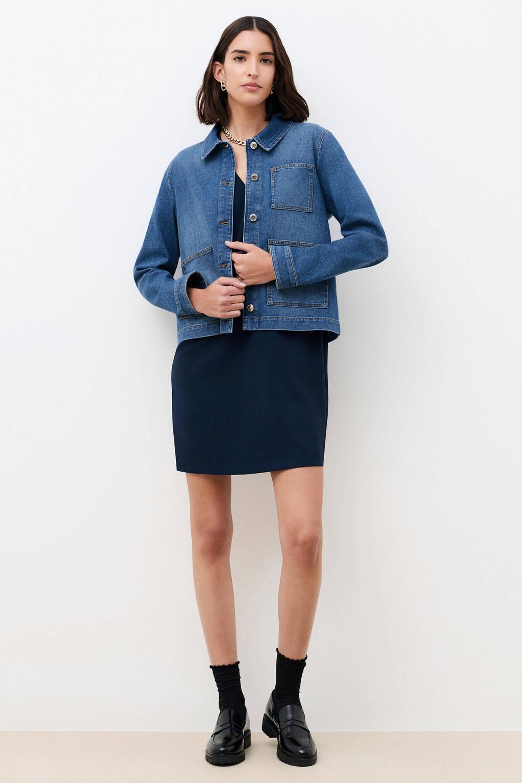 Medium blue denim dames Caroll spijkerjas van katoen met effen, lange mouwen, klassieke kraag en knoopsluiting