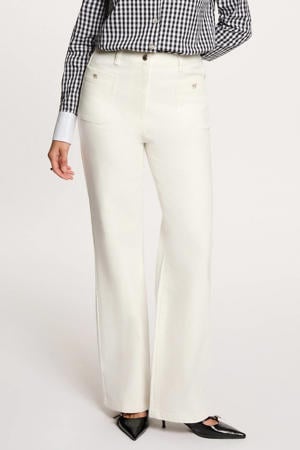 wide leg jeans wit
