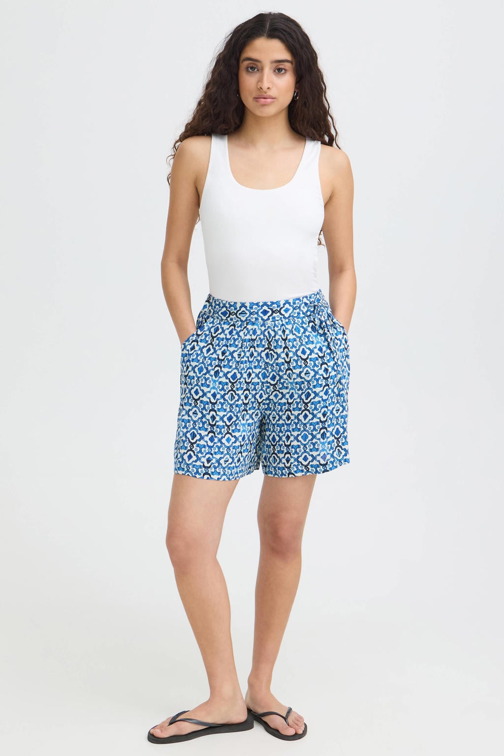Blauwe dames ICHI high waist gebloemde casual short van viscose met loose fit en elastische tailleband