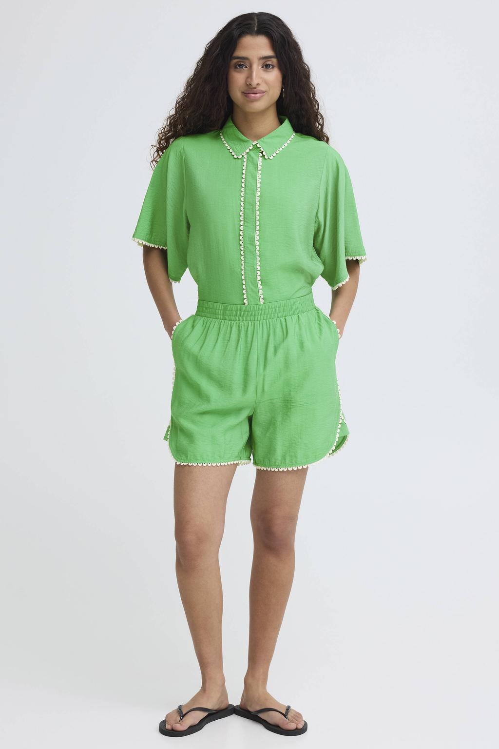 Groene dames ICHI high waist casual short van viscose met loose fit, elastische tailleband en effen
