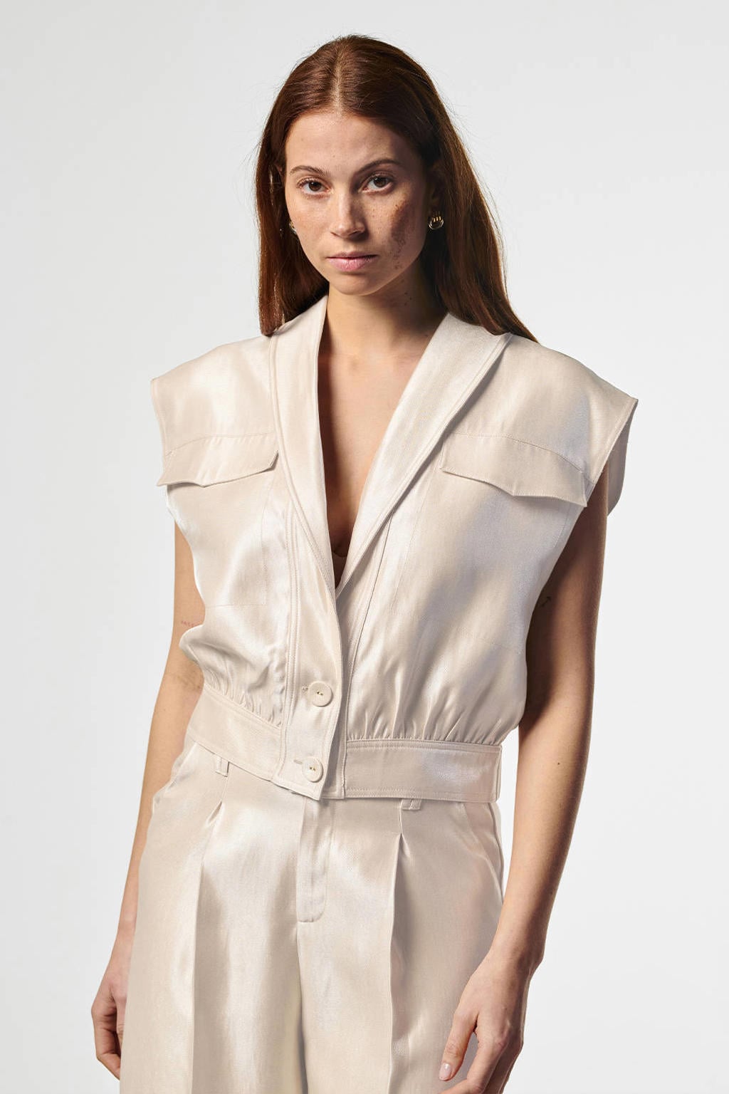 Crème dames Aaiko blazer crème van viscose met effen, reverskraag, knoopsluiting en glimmend detail