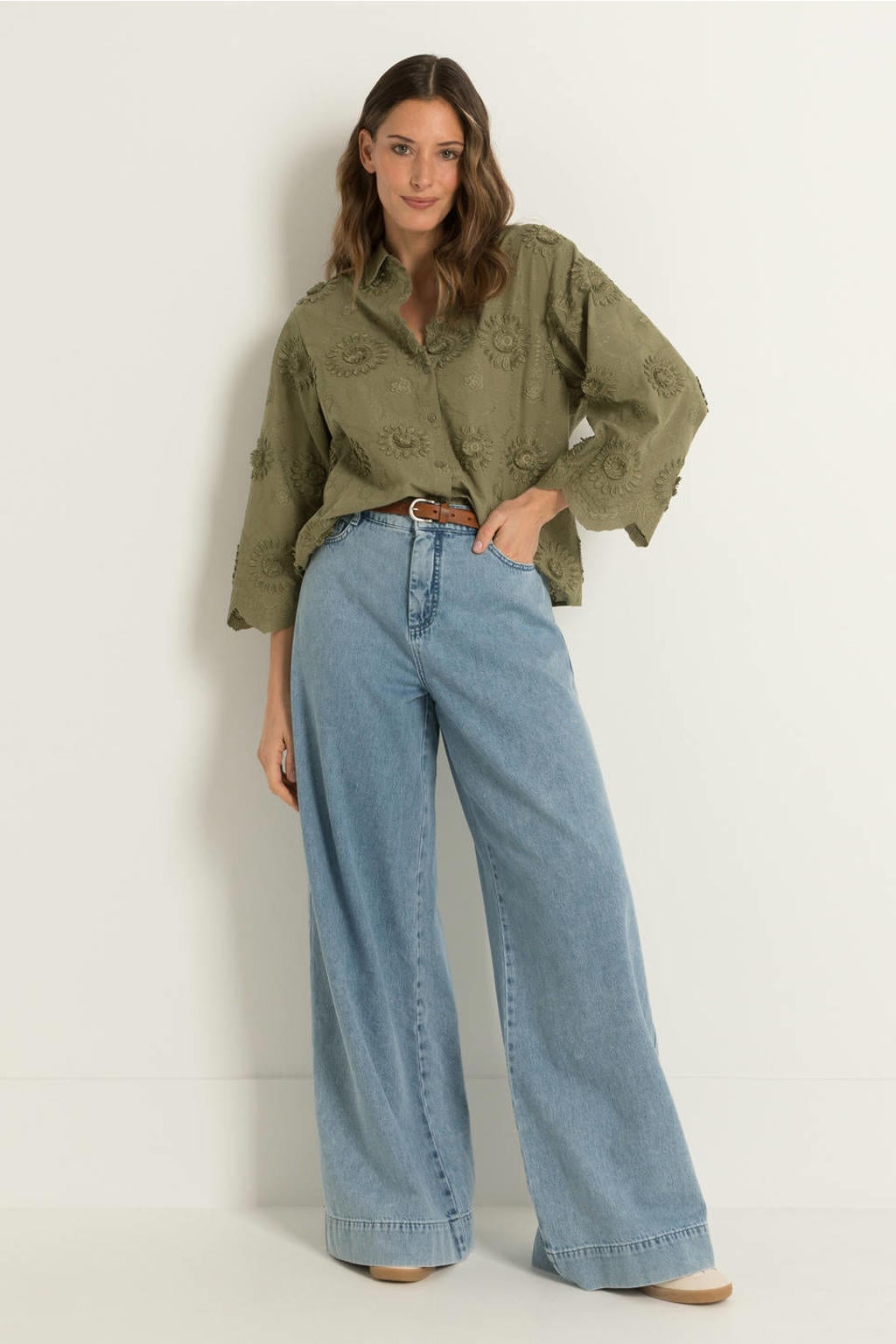 Donkergroene dames CLAUDIA BY CLAUDIA STRÄTER blouse van katoen met effen, driekwart mouwen, klassieke kraag, knoopsluiting en borduursels