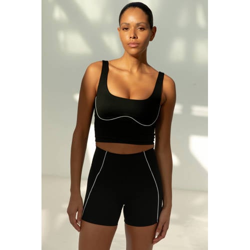 The Lola Club sportshort Alma zwart afbeelding