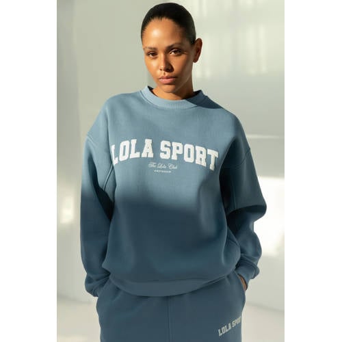 The Lola Club sweater Jayla blauw afbeelding