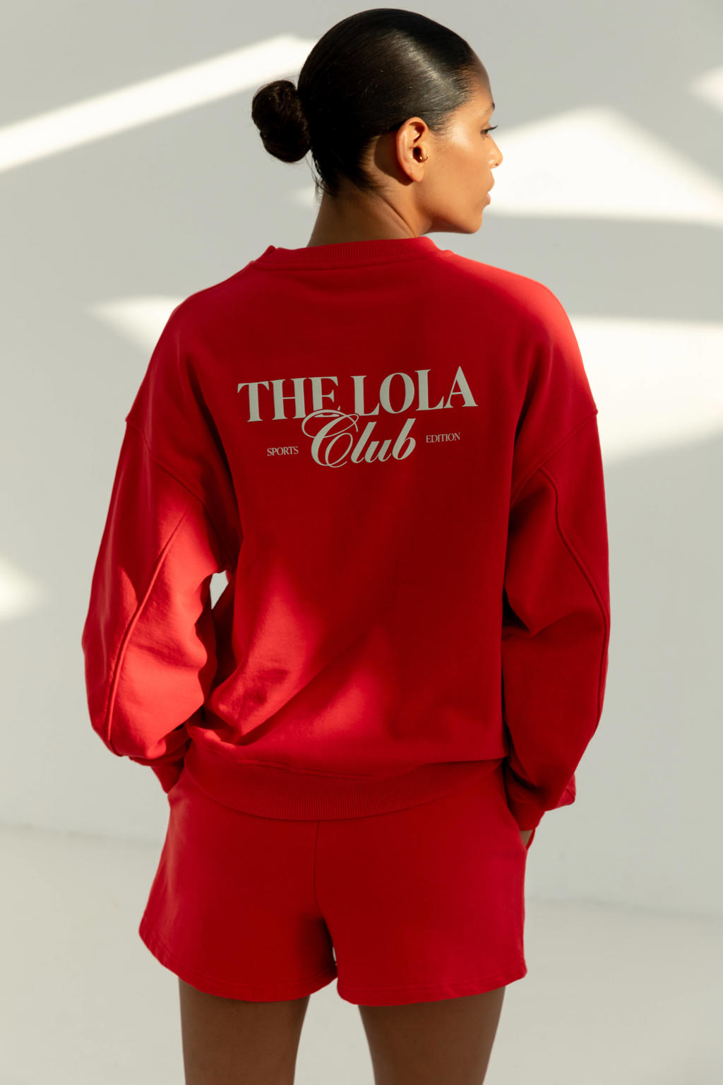 Rode dames The Lola Club sweater Ruby van katoen met effen, lange mouwen en ronde hals
