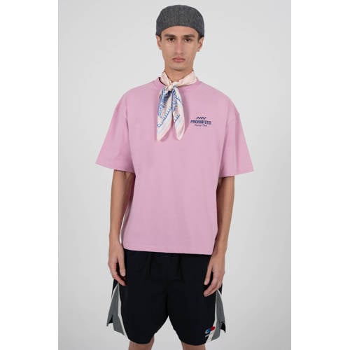 Prohibited oversized T-shirt met backprint roze afbeelding